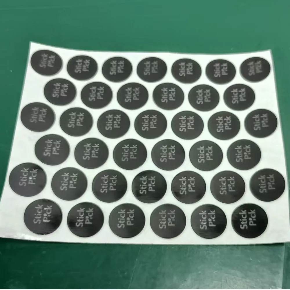 Black Self-adhesive Anti slip Micro Suction Reusable Adhesive Tape MGR-NM05B, Quick Rebound and Washable for Cleaning