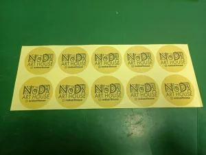High Viscosity Label Sticker Waterproof with Strong Adhesive Factory Customization photo 3