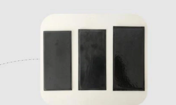 Three black aerogel sheets